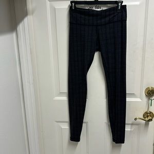 Lululemon small size leggings